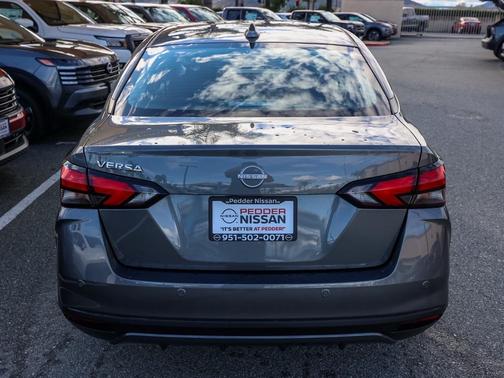 2025 Nissan Versa 1.6 SV