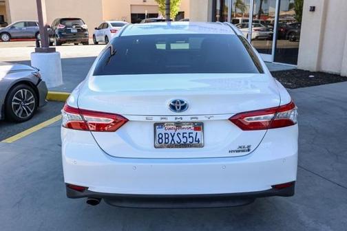 2018 Toyota Camry Hybrid XLE