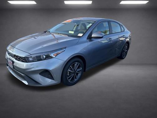 Gravity Gray 2023 Kia Forte LXS