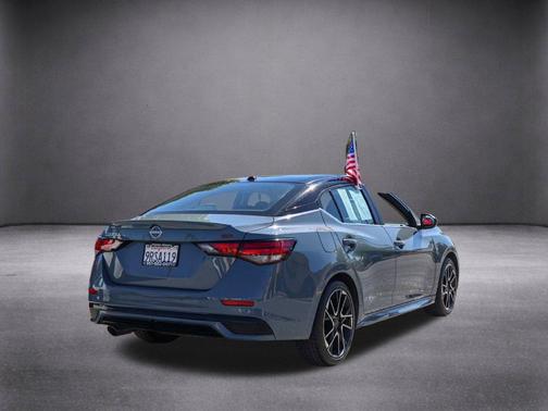 2t Gry Blk Roof 2025 Nissan Sentra SR