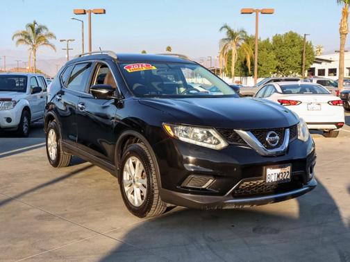 2015 Nissan Rogue SV