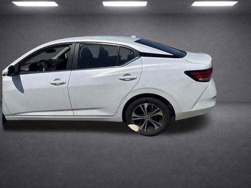 Aspen White 2023 Nissan Sentra SV