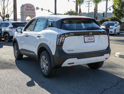 2026 Nissan Kicks S