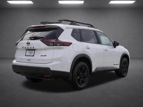 Everest White P 2026 Nissan Rogue Rock Creek