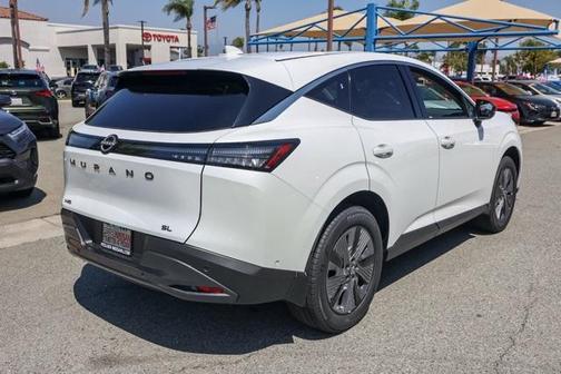 2025 Nissan Murano SL