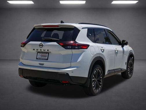 Everest White P 2026 Nissan Rogue Dark Armor