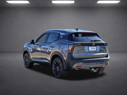 Gun Metallic 2026 Nissan Kicks SR