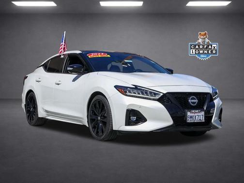 2023 Nissan Maxima SR