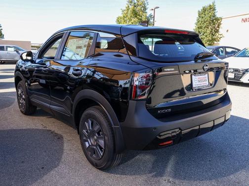 2026 Nissan Kicks S