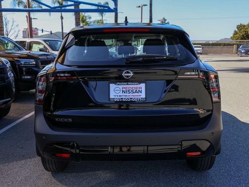 2026 Nissan Kicks S