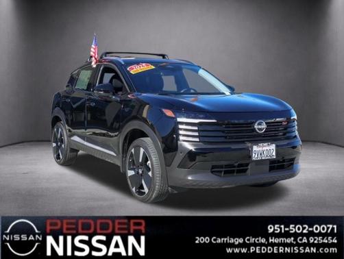 2025 Nissan Kicks SR