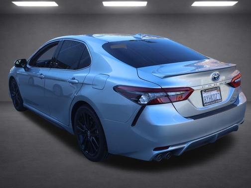 2021 Toyota Camry Hybrid XSE