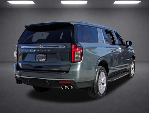 2023 Chevrolet Suburban Premier