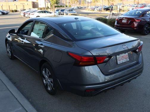 2025 Nissan Altima S