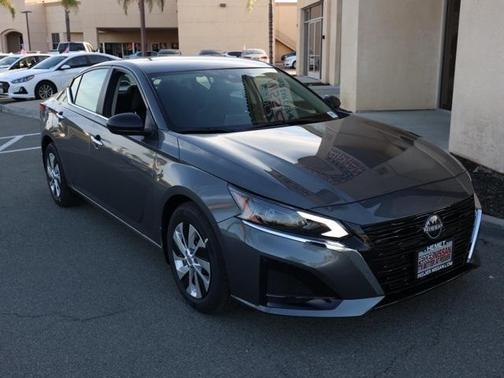 2025 Nissan Altima S