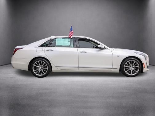 2017 Cadillac CT6 2.0L Turbo Luxury