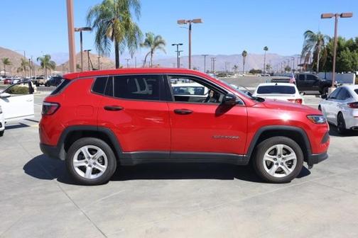 2023 Jeep Compass Sport
