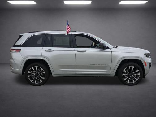2024 Jeep Grand Cherokee 4xe Overland