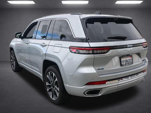 2024 Jeep Grand Cherokee 4xe Overland