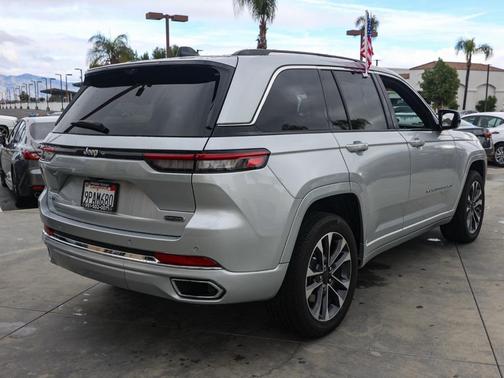 2024 Jeep Grand Cherokee 4xe Overland