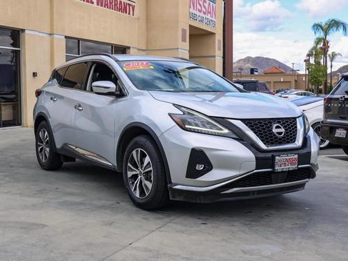 2023 Nissan Murano SV