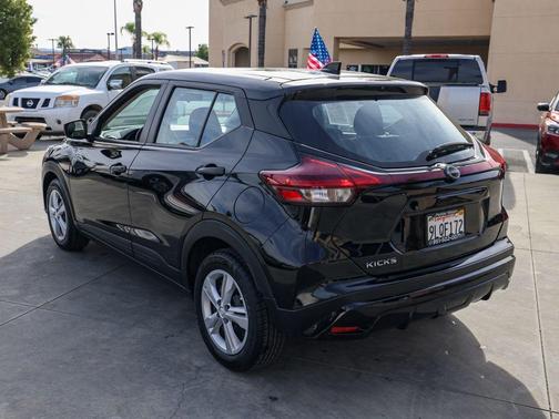 2024 Nissan Kicks S