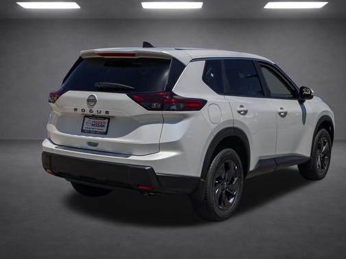 Pearl 2026 Nissan Rogue SV