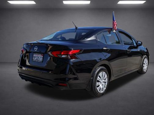 2020 Nissan Versa S