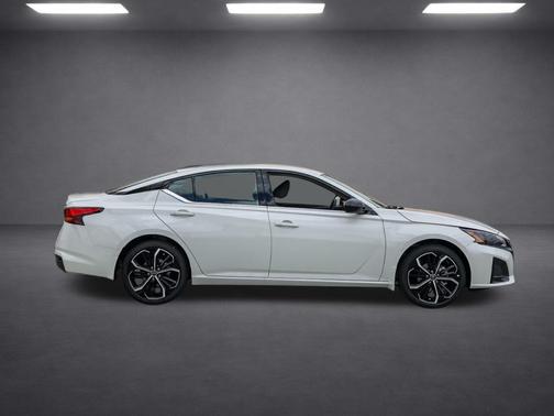 White 2026 Nissan Altima 2.5 SR