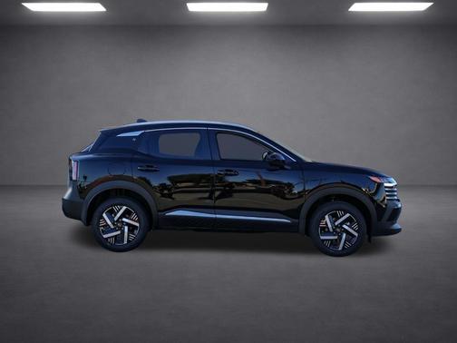 Super Black 2026 Nissan Kicks SV