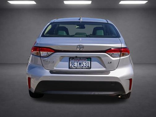 Classic Silver Metallic 2023 Toyota Corolla LE
