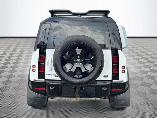 2023 Land Rover Defender 110 X-Dynamic SE