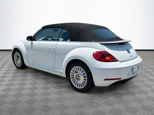 2016 Volkswagen Beetle 1.8T S