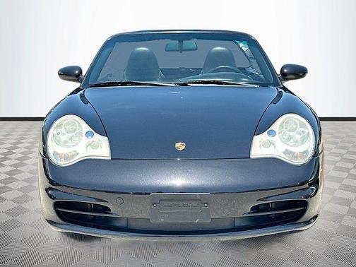2003 Porsche 911 Carrera 4