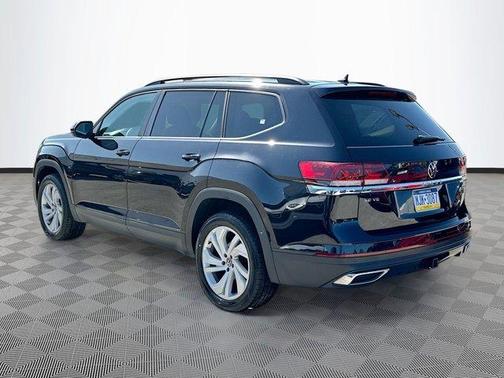2022 Volkswagen Atlas 3.6L SE w/Technology