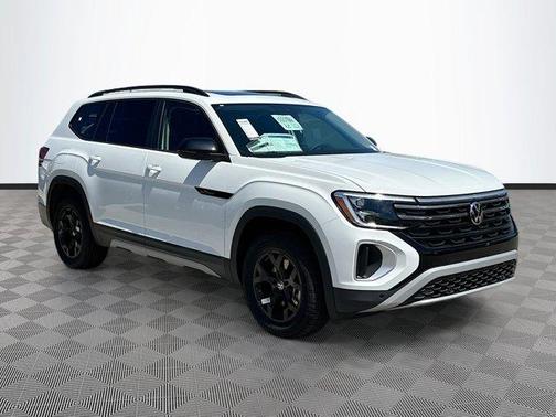 2025 Volkswagen Atlas 2.0T Peak Edition