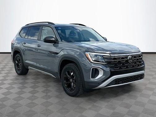 2024 Volkswagen Atlas 2.0T Peak Edition SE w/Technology