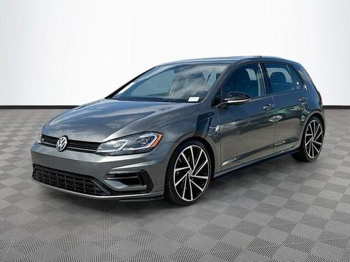 2019 Volkswagen Golf R 2.0T w/DCC & Navigation