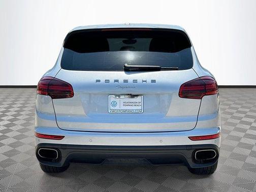 2018 Porsche Cayenne Platinum Edition