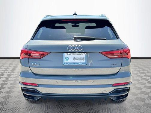 2020 Audi Q3 45 S line Premium