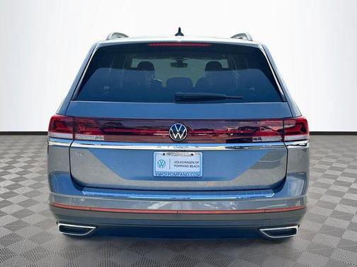 2025 Volkswagen Atlas 2.0T SE