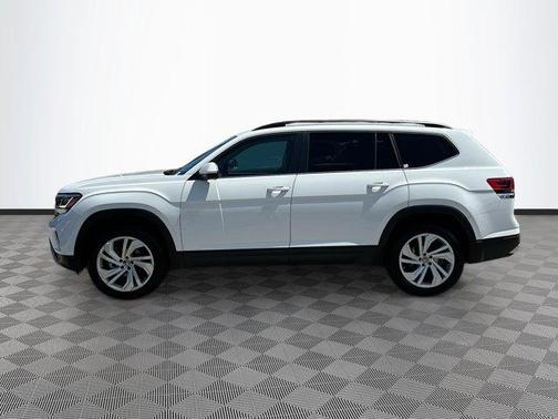 2022 Volkswagen Atlas 3.6L SE w/Technology