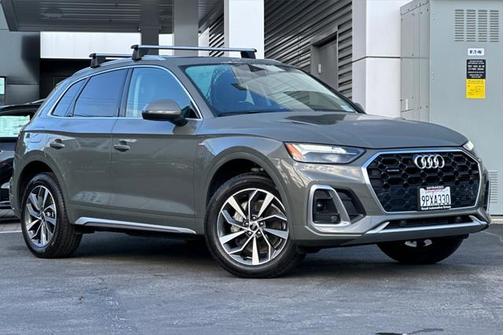 2024 Audi Q5 Premium 45 TFSI S line quattro