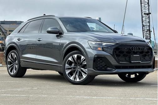 2025 Audi Q8 Premium Plus 55 TFSI quattro
