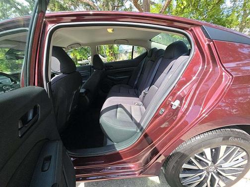 Garnet Pearl Metallic 2024 Nissan Altima 2.5 SV