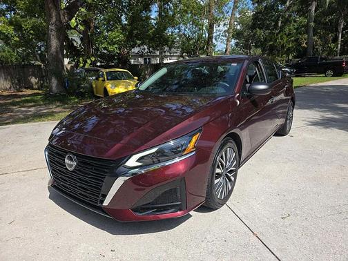 Garnet Pearl Metallic 2024 Nissan Altima 2.5 SV