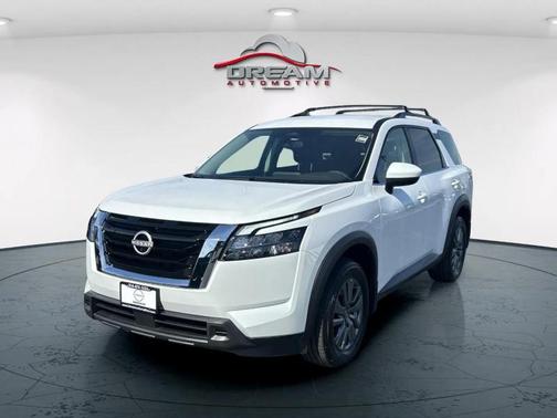 2025 Nissan Pathfinder SV FWD