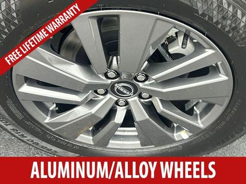 2025 Nissan Pathfinder SV 4WD