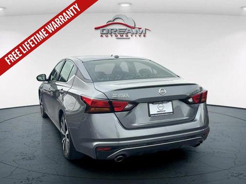 2020 Nissan Altima SR FWD