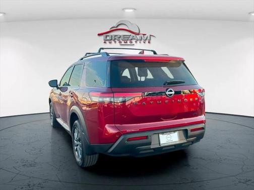 2025 Nissan Pathfinder SV 4WD